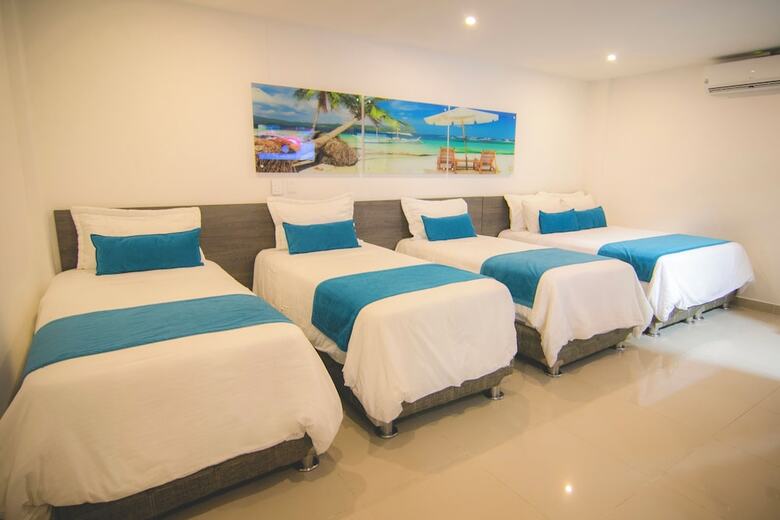 Hotel Poblado Cove�as