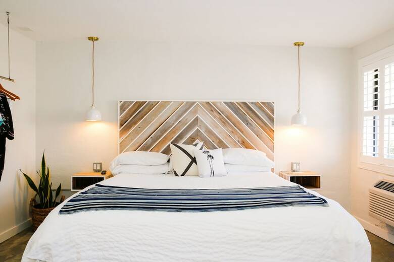 The Hotel Palms