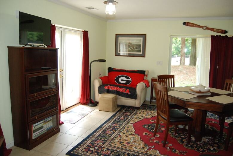 The Colonels B&B And Inn