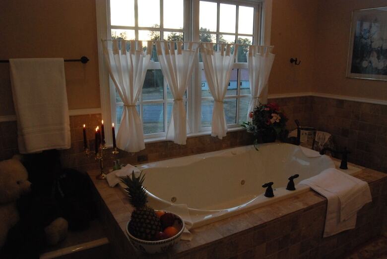 The Colonels B&B And Inn