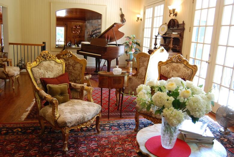 The Colonels B&B And Inn