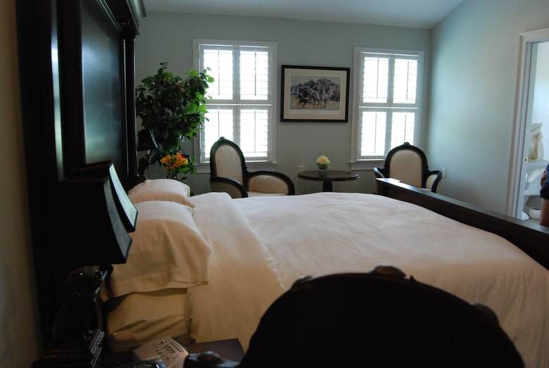 The Colonels B&B And Inn