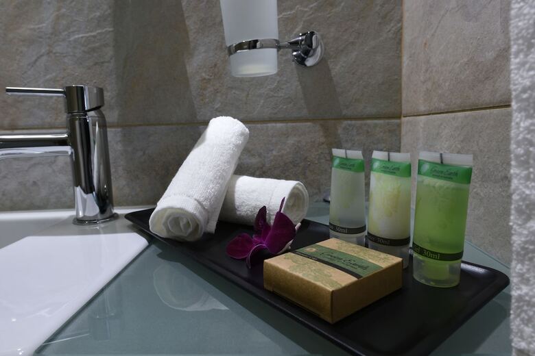 Hotel Ramada Encore By Wyndham Kuwait Downtown