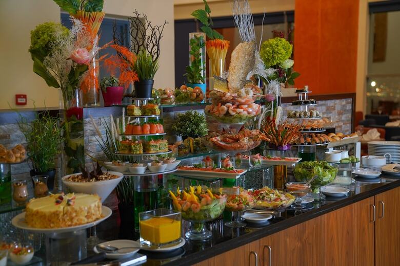 Hotel Ramada Encore By Wyndham Kuwait Downtown