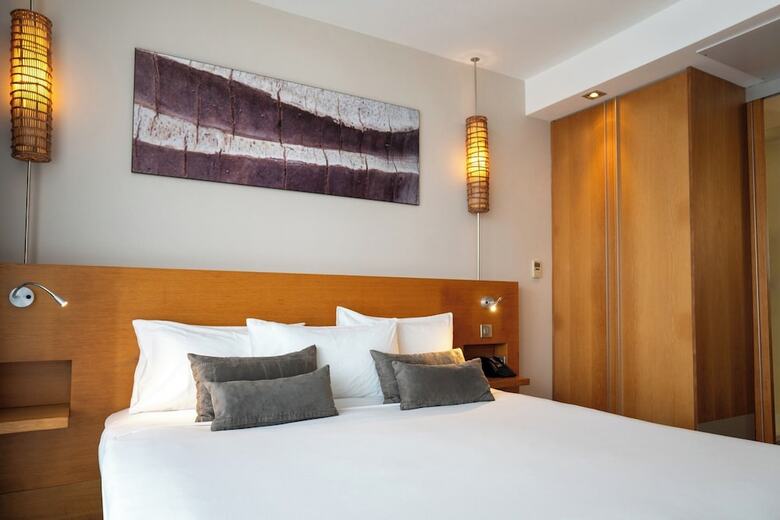 Hotel Chateau Royal Beach Resort And Spa