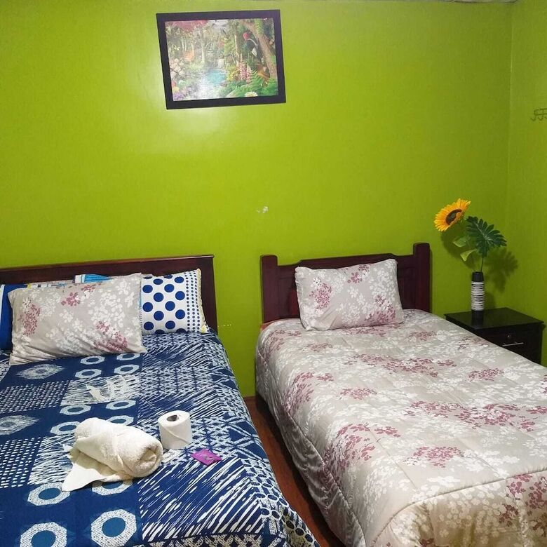 Hotel Hostal Downtown Quito