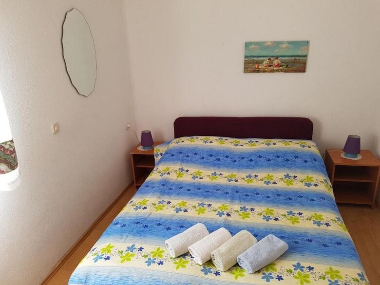 Apartments Jereb