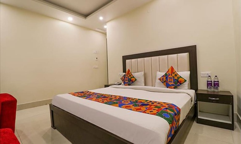 Fabhotel Agk