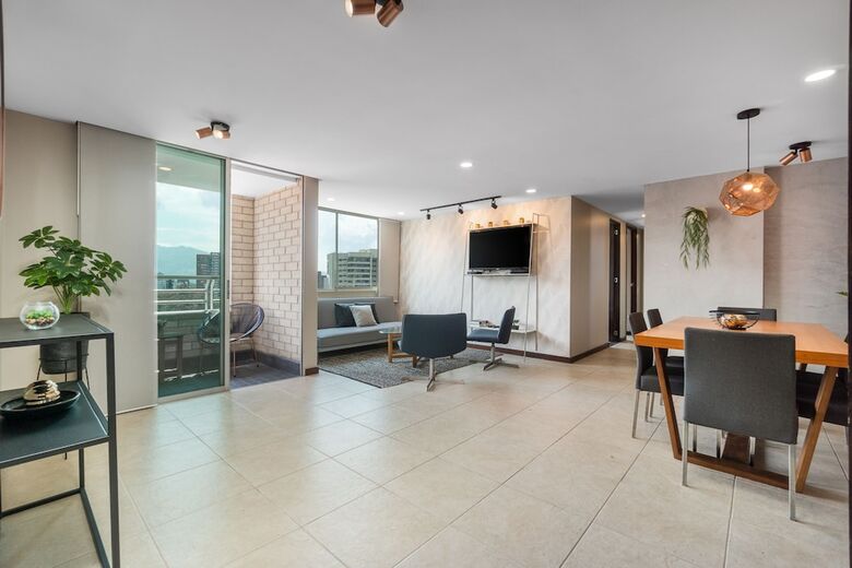 Apartamentos Poblado Alejandr�a By Housy Host