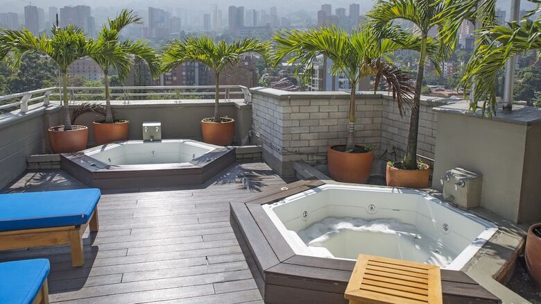 Apartamentos Poblado Alejandr�a By Housy Host