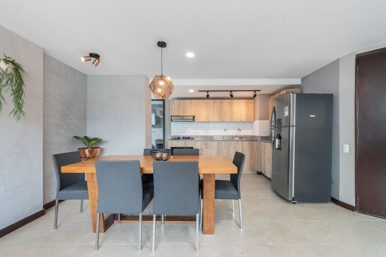 Apartamentos Poblado Alejandr�a By Housy Host
