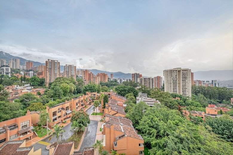 Apartamentos Poblado Alejandr�a By Housy Host