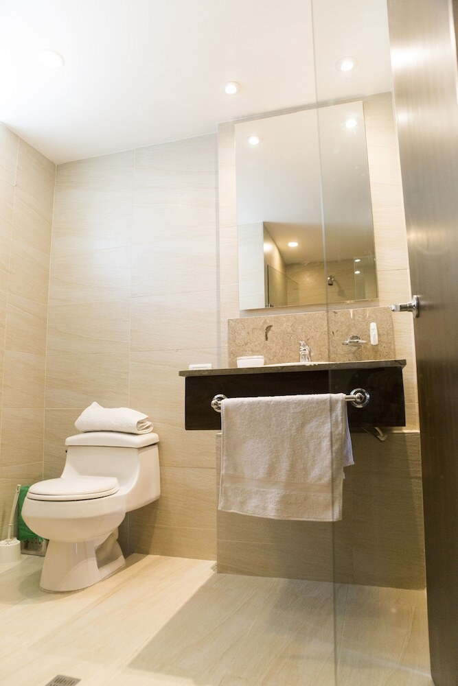 Apartamentos Poblado Alejandr�a By Housy Host
