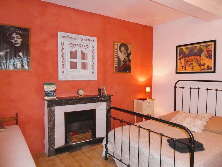 Roulotte Et Gite En Drome Provencale