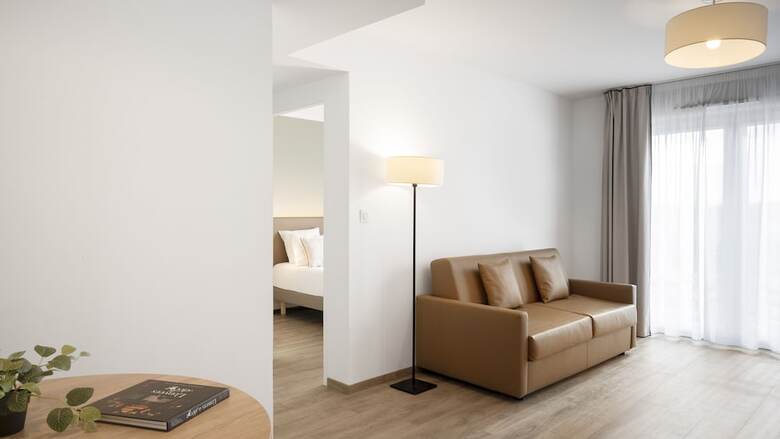 Hotel Residhome Dijon Cit� Des Vignes