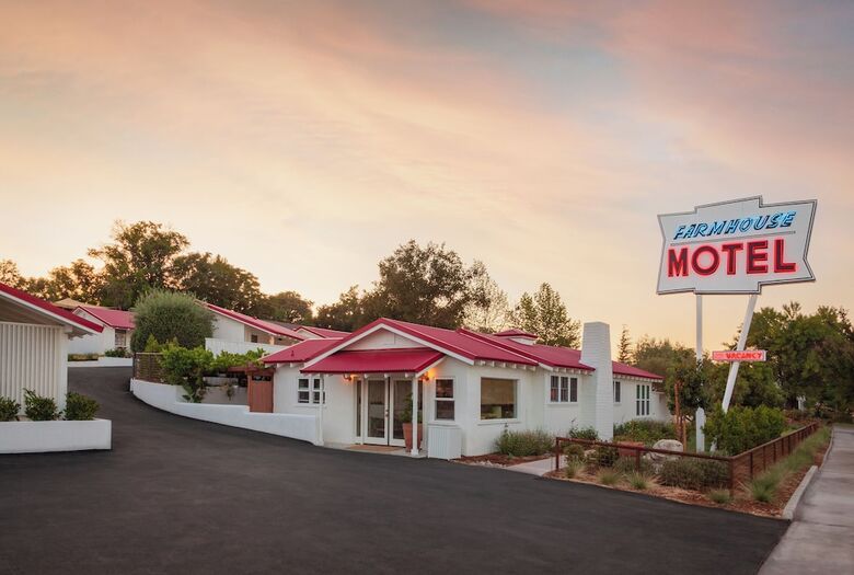 Hotel Farmhouse Paso