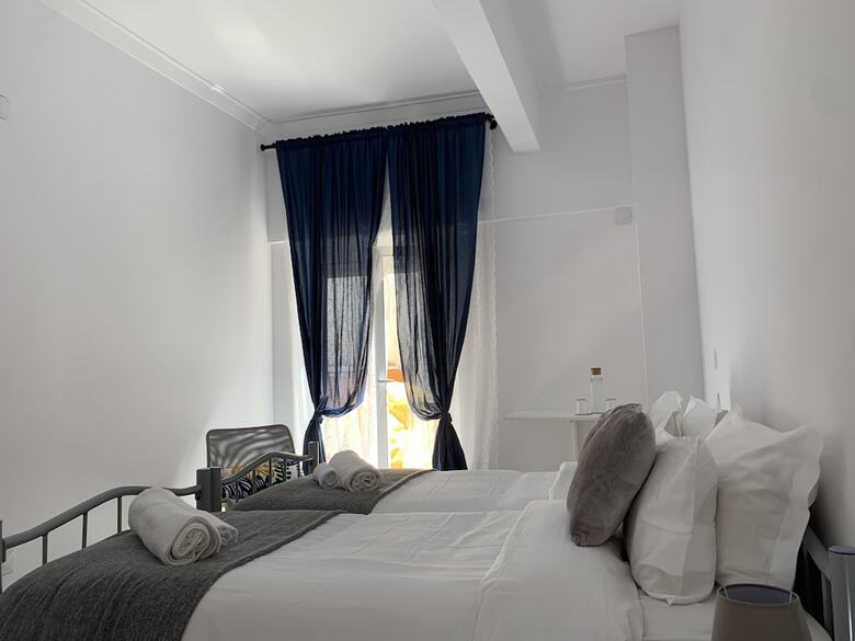 Santo Amaro Guest House
