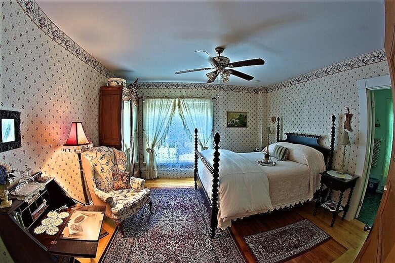 Bed & Breakfast The Jeweled Turret Inn