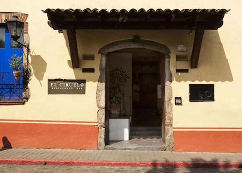 Hotel Y Restaurante El Ciruelo