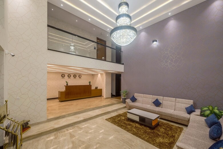 Royal Ace Boutique Hotel