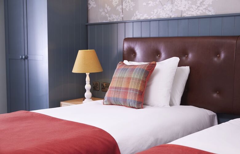 Castle Hotel By Chef And Brewer Collection