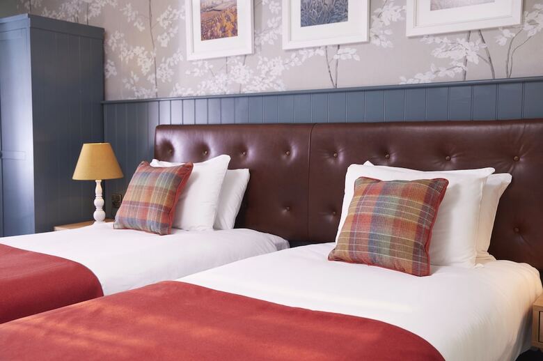 Castle Hotel By Chef And Brewer Collection