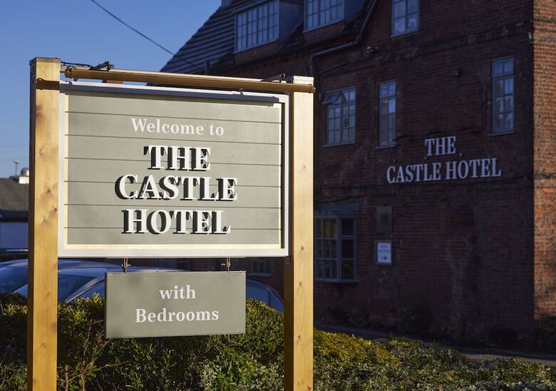 Castle Hotel By Chef And Brewer Collection