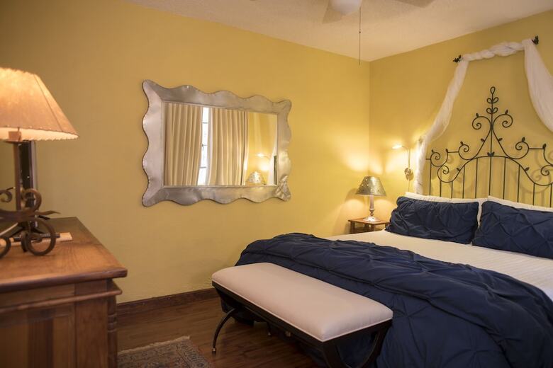 Bed & Breakfast Casa Calderoni B & B