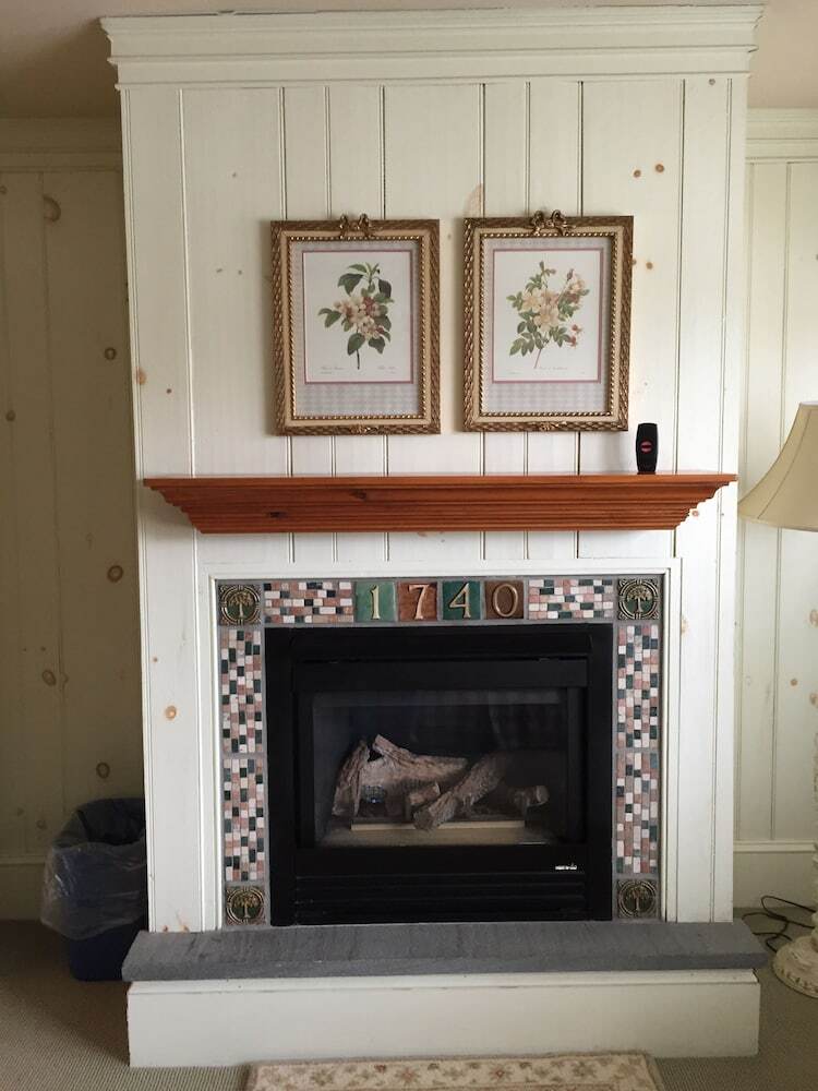 Bed & Breakfast Lumberville 1740 House