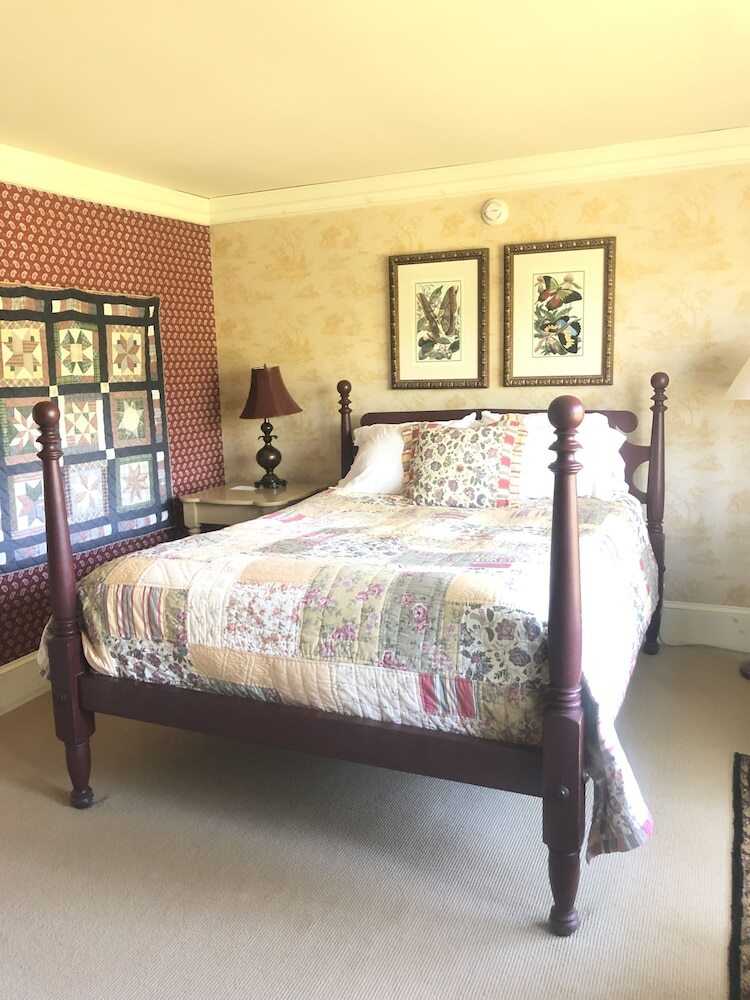 Bed & Breakfast Lumberville 1740 House
