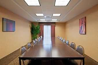 Hotel Holiday Inn Express & Suites Malone