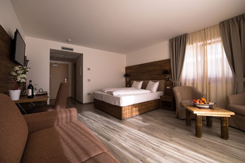 Hotel Golden Park Resort