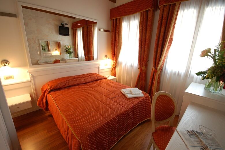 Bed & Breakfast Casanova Fourrooms
