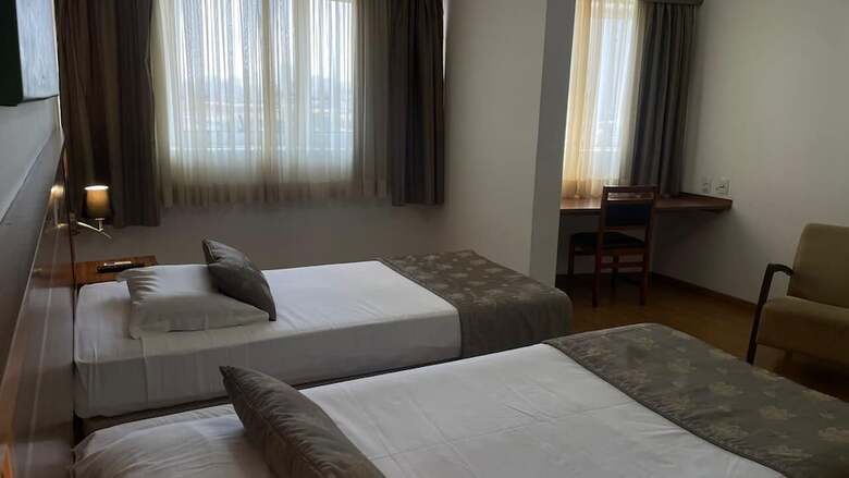 Faro Hotel S�o Jos� Dos Campos