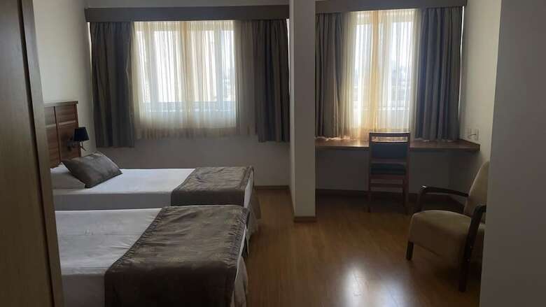 Faro Hotel S�o Jos� Dos Campos