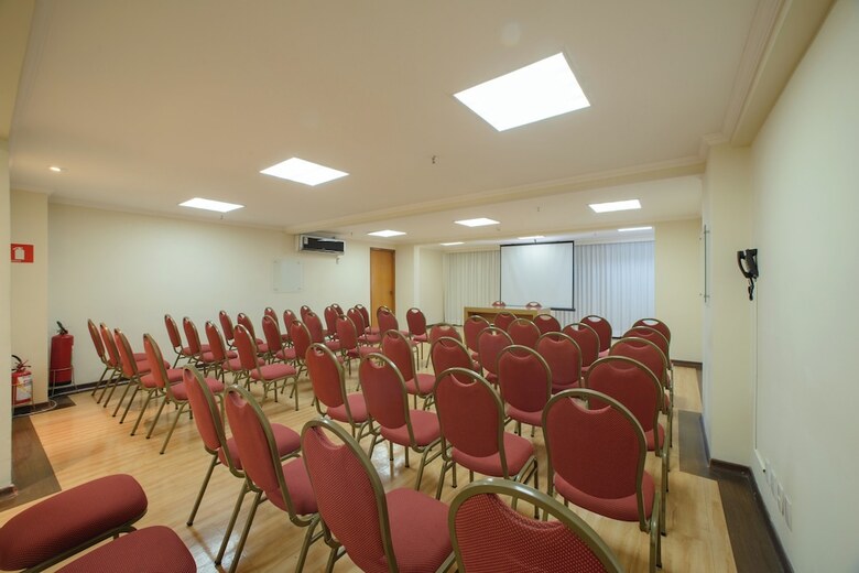 Faro Hotel S�o Jos� Dos Campos