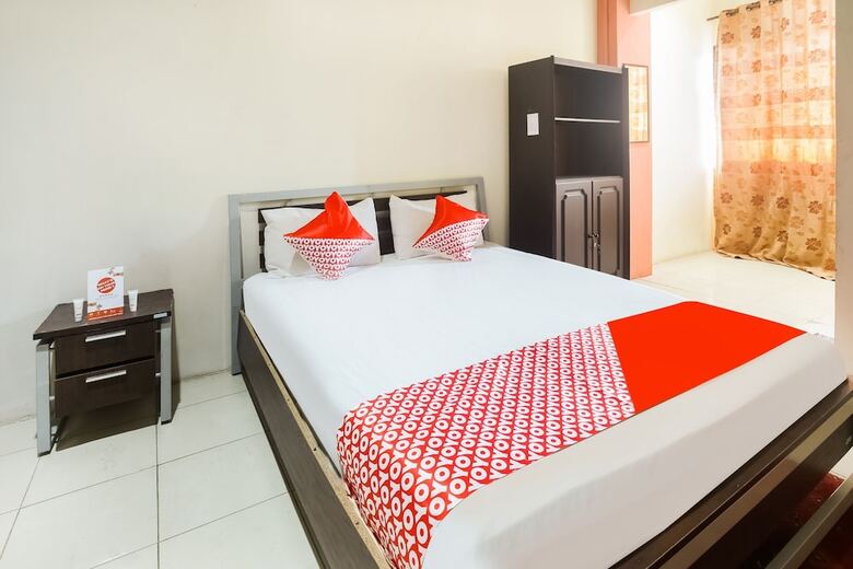 Oyo 3970 Hotel La Macca Makassar
