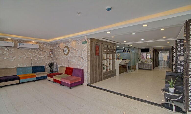 Hotel Treebo The Platinum Studio 50