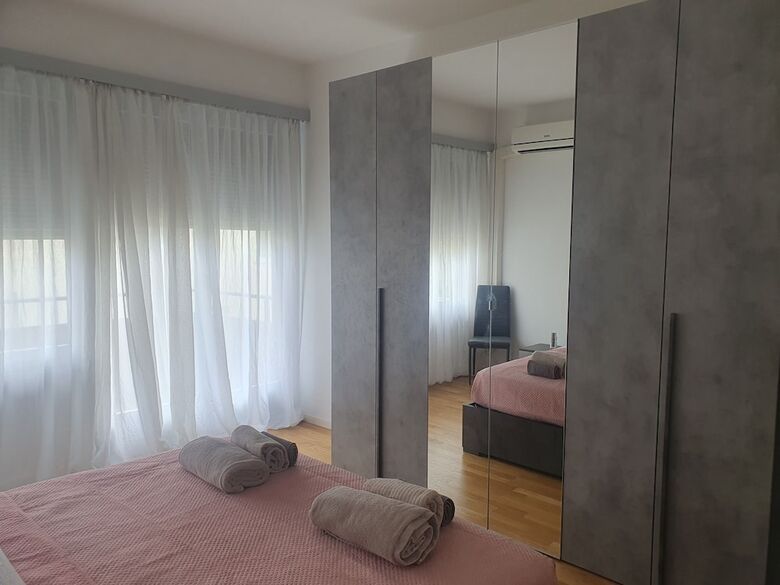 Fegina Deluxe 3 Bedrooms 3 Bathrooms