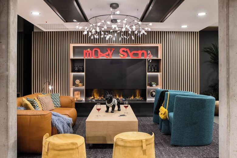 Hotel Moxy Sion