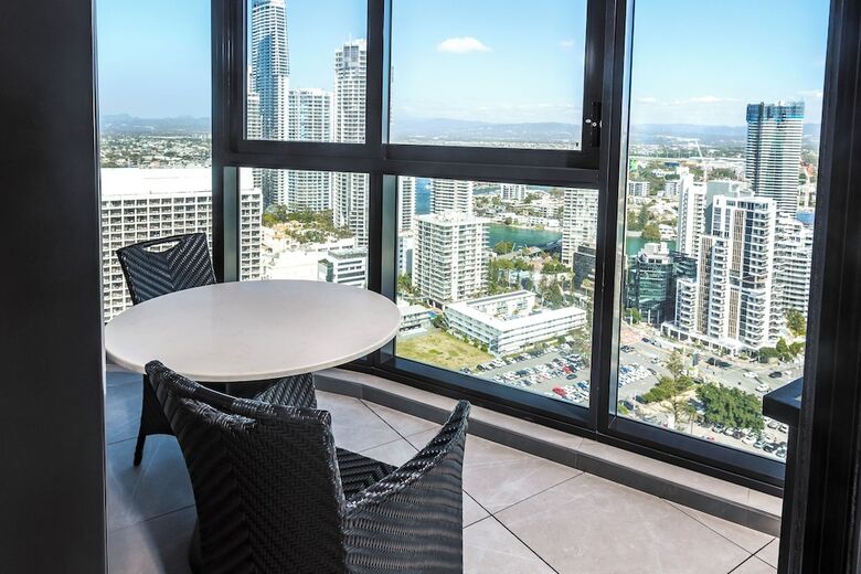 Aparthotel Meriton Suites Surfers Paradise