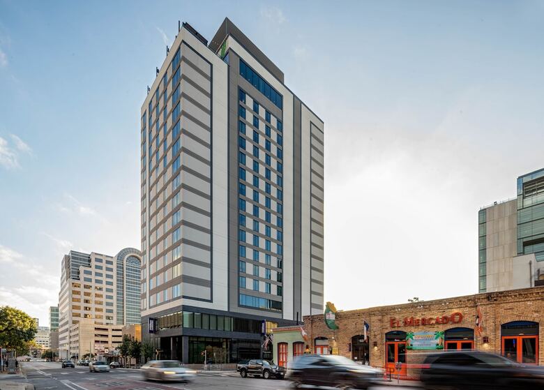 Hotel Hilton Garden Inn Austin University Capitol District