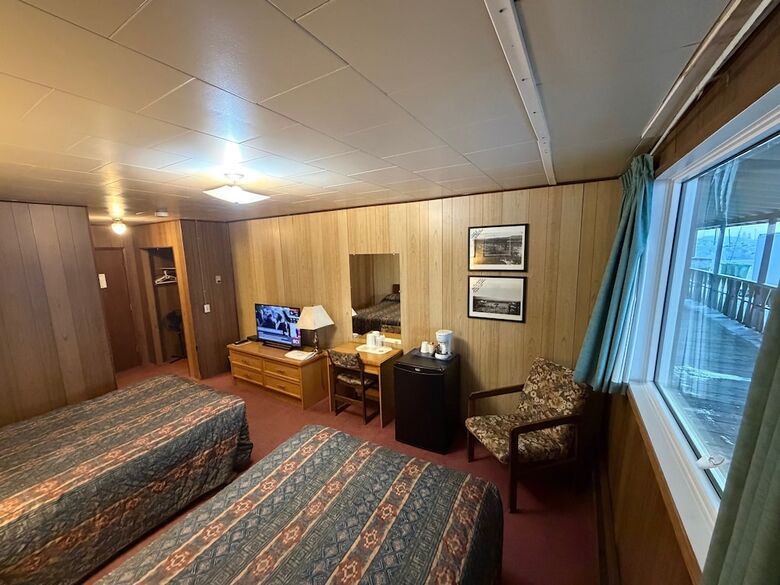 Hotel Airport Chalet
