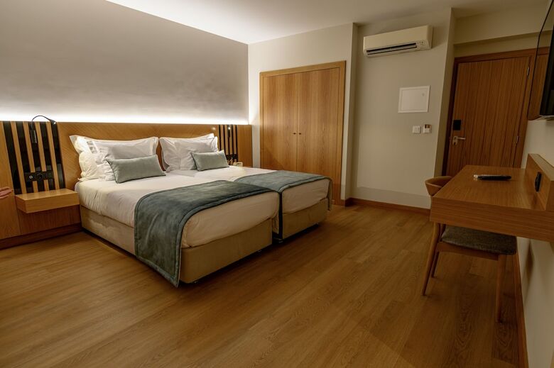 Santa Euf�mia Covilh� Hotel