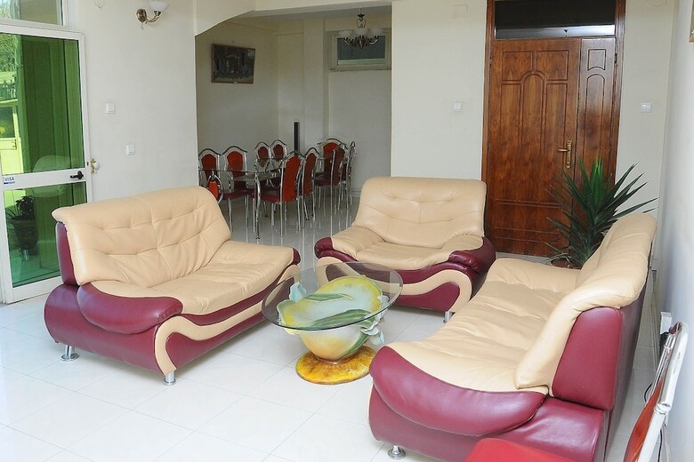 Hotel Grand Guest House