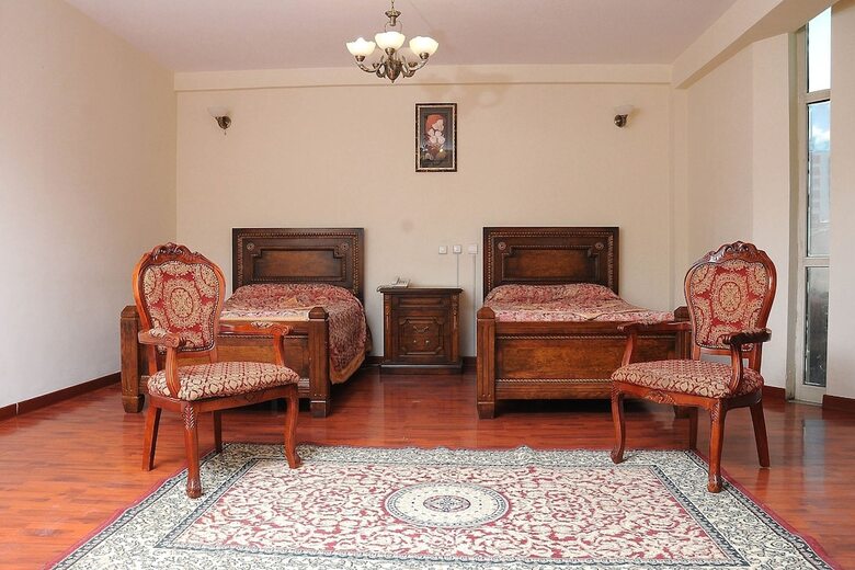 Hotel Grand Guest House