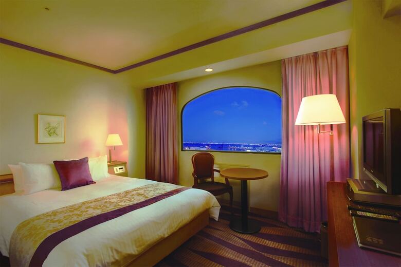 Hotel Plaza Kobe
