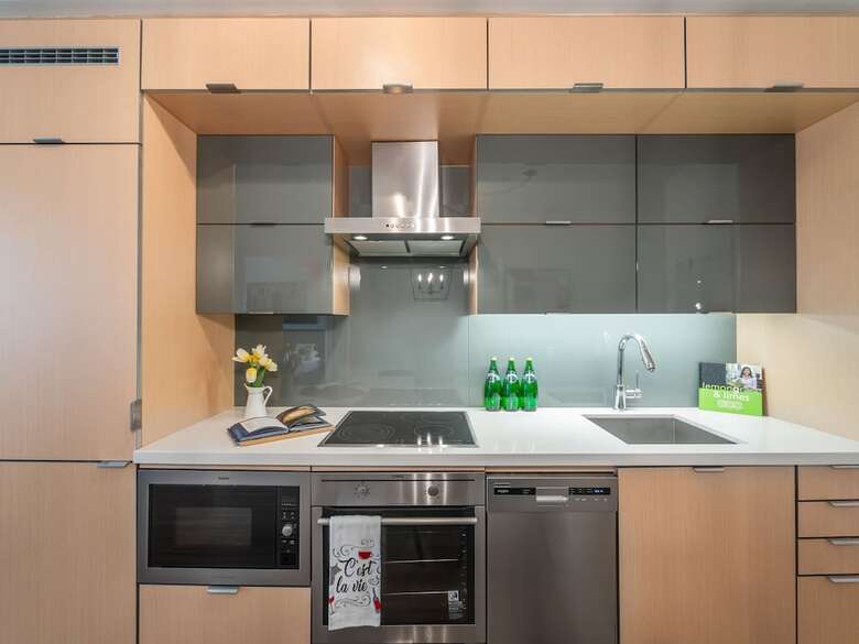 Aparthotel Stallion Suites -  Downtown Toronto