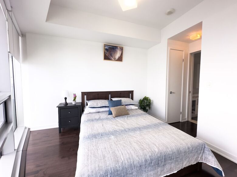 Hotel Luxury 2 Bedroom Lakeview