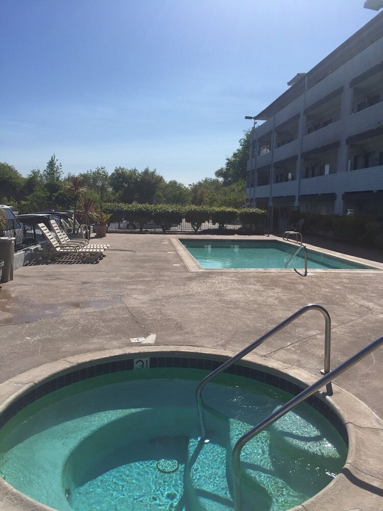 Hotel Riverleaf Inn Mission Valley